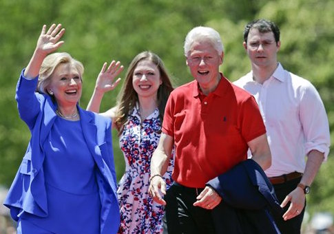 Marc Mezvinsky, right, with Bill, Chelsea, and Hillary Clinton