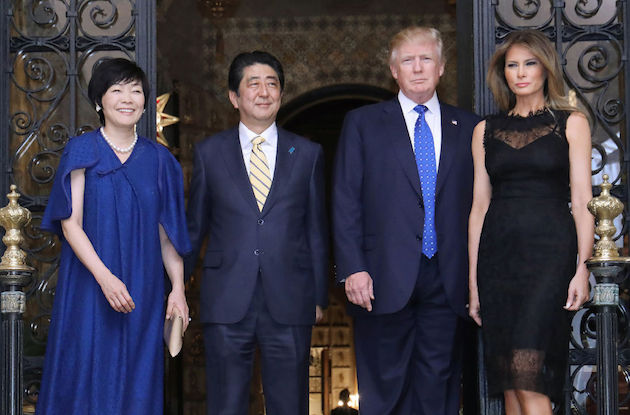 US President Donald Trump, Japanese Prime Minister Shinzo Abe, Trump's wife Melania, and Abe's wife Akie