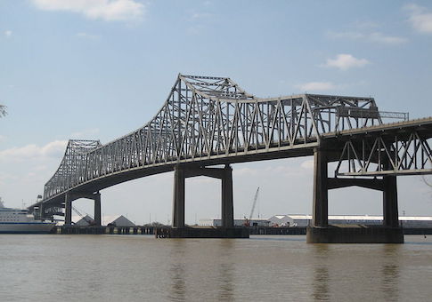 Horace Wilkinson Bridge over the Mississippi River in Baton Rouge, Louisiana