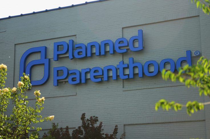 Planned Parenthood is Helping Teenagers Transition After a 30 Minute Consult. Parents and Doctors are Sounding the Alarm.